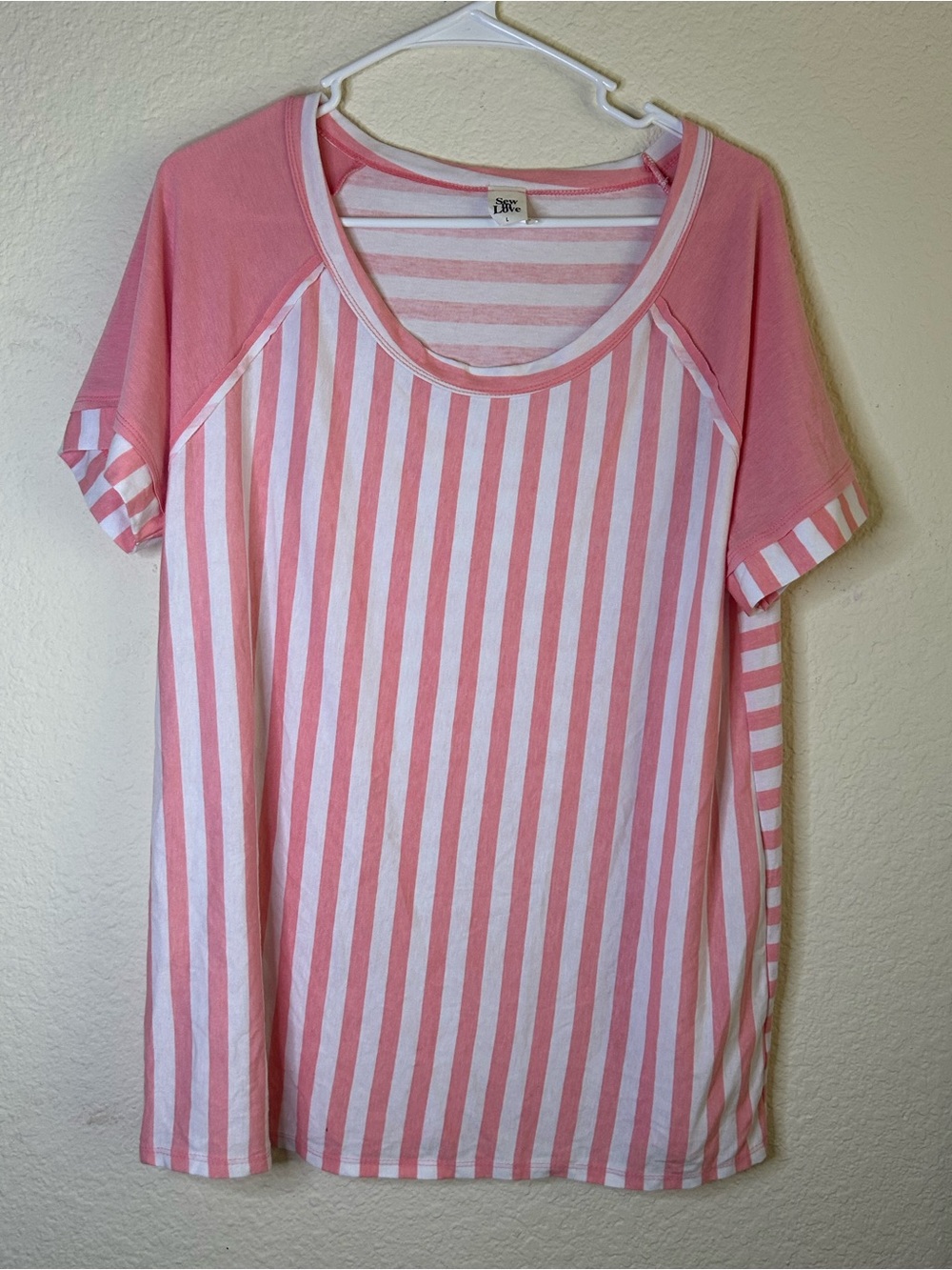 Sew In Love Pink & White Striped Raglan Short Sleeve Tee Girly Casual Large Prep - Picture 1 of 6